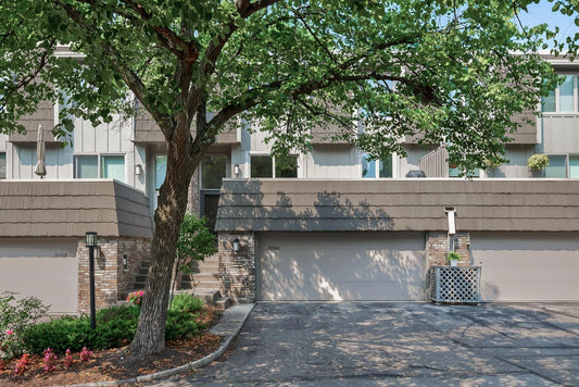 10306 Berkshire Road, Bloomington, MN 55437