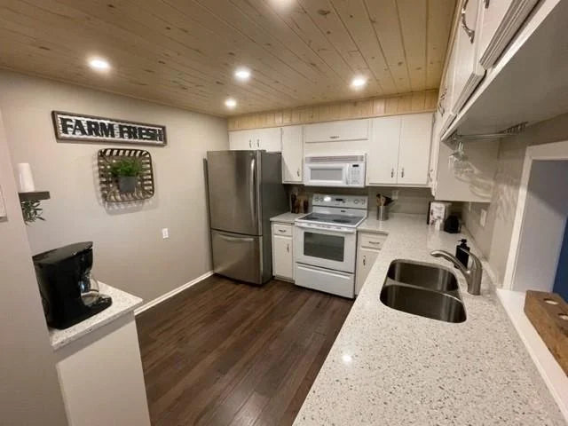 1077 Sibley Memorial Highway, Lilydale, MN 55118