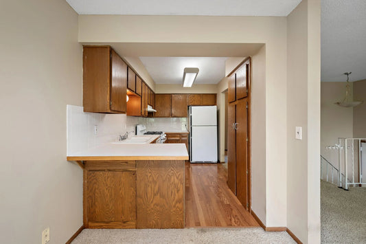 10372 Balsam Lane, Eden Prairie, MN 55347