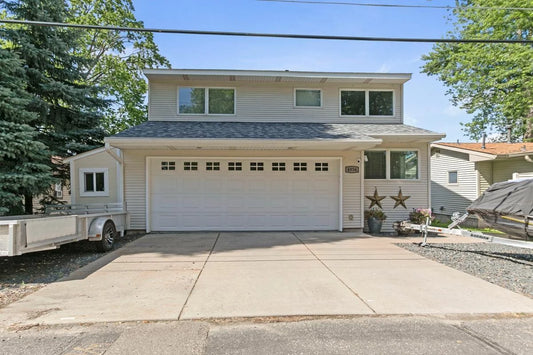 4936 210th Street, Forest Lake, MN 55025