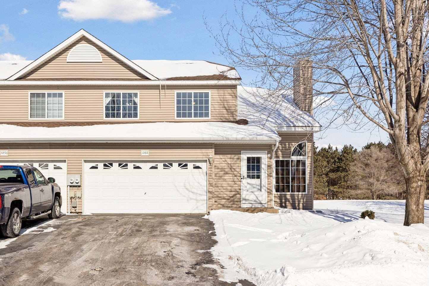 7288 Savanna Court, Lino Lakes, MN 55014