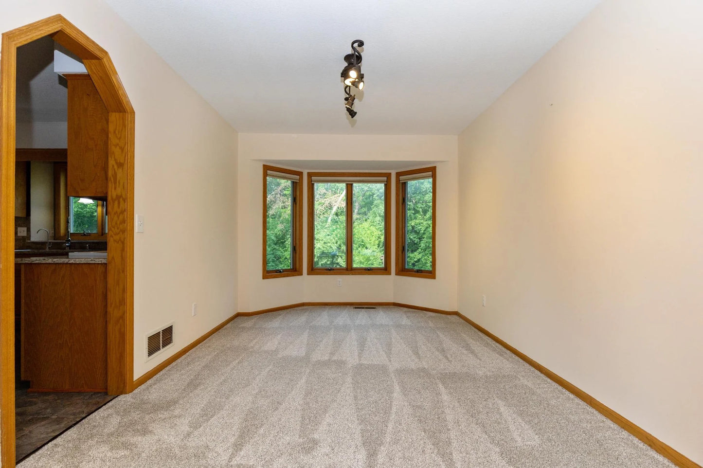 14500 Raleigh Avenue, Savage, MN 55378