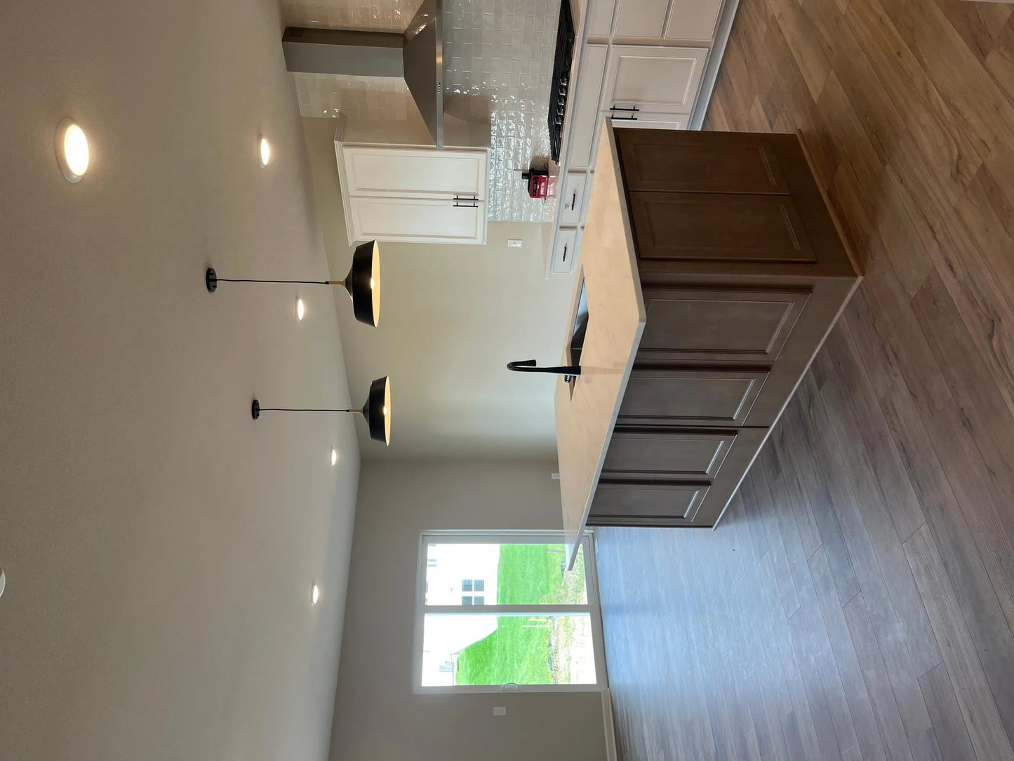 10374 Mcgregor Boulevard, Woodbury, MN 55129