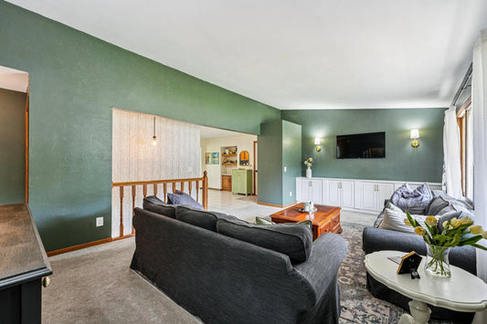 5175 Hemlock Lane, Plymouth, MN 55442