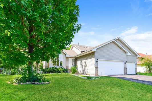 5203 Kings Crossing North , Brooklyn Park, MN 55443