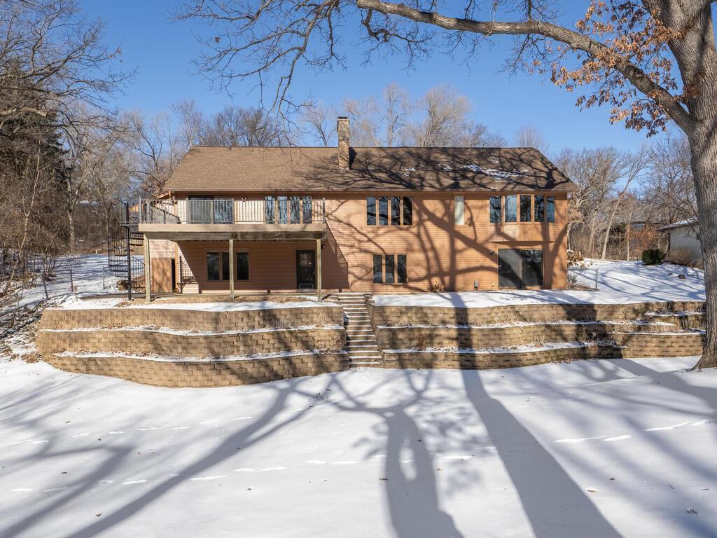 12217 Golden Acre Drive, Minnetonka, MN 55305