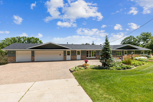 2560 Lander Avenue, Saint Michael, MN 55376