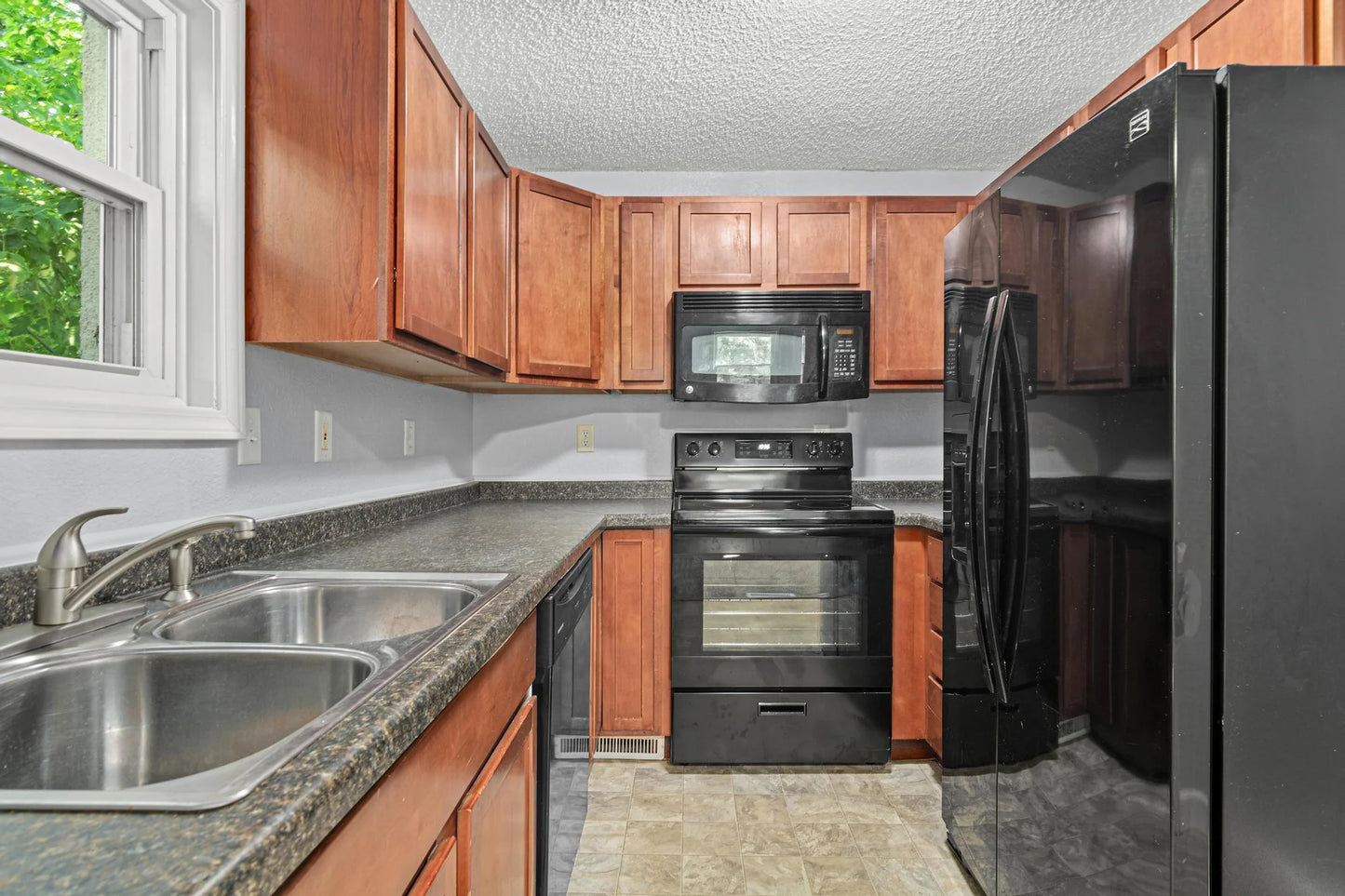 259 Curtice Street, Saint Paul, MN 55107