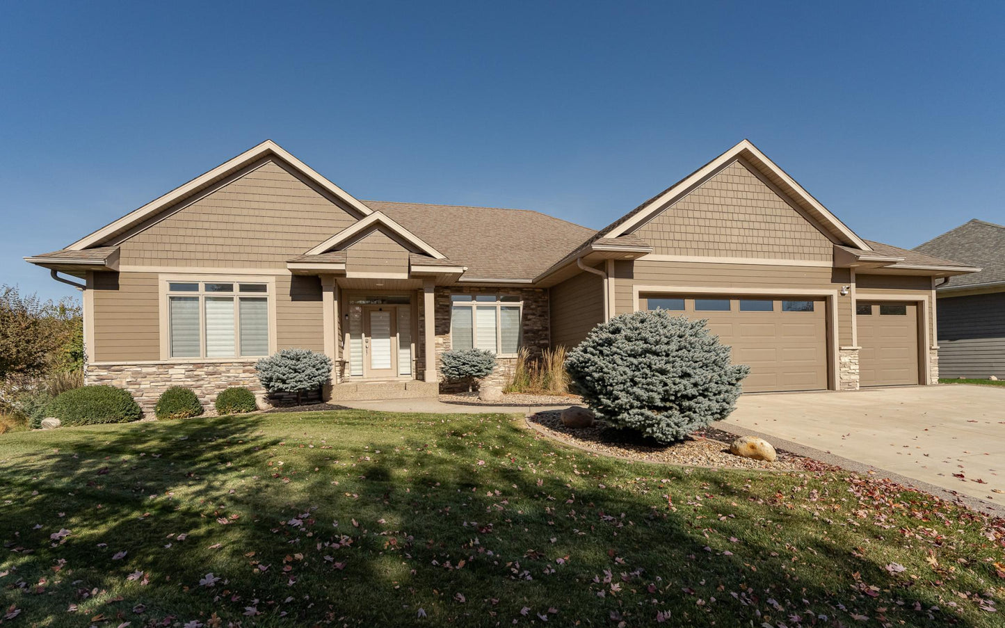 4010 Autumn Lake Court, Rochester, MN 55902