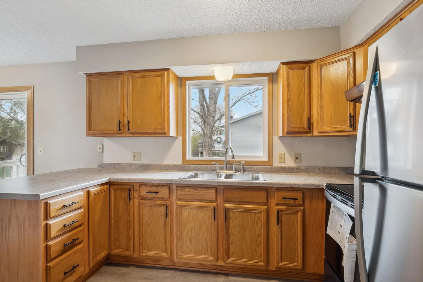 1100 Honeysuckle Lane, Hastings, MN 55033