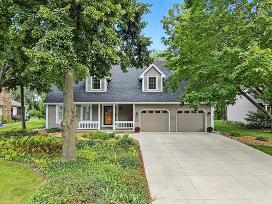 4334 Fisher Lane, White Bear Lake, MN 55110