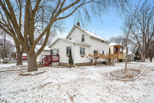 1229 Mcleod Avenue, Glencoe, MN 55336