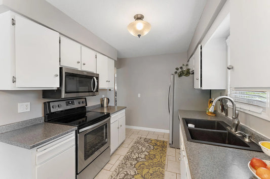 10340 Wyoming Avenue, Bloomington, MN 55438