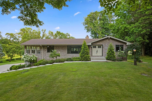 10366 Fenner Avenue, Delano, MN 55328