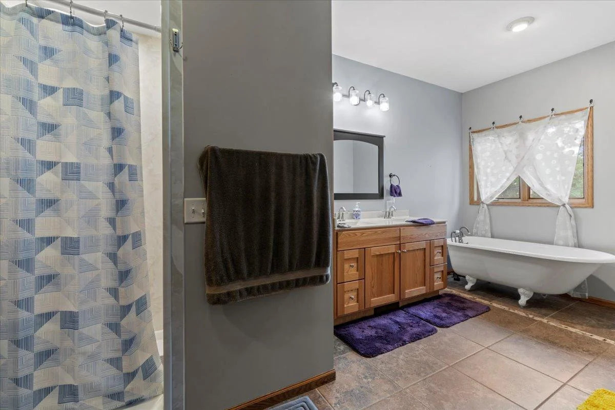 5017 Imhoff Avenue, Howard Lake, MN 55349