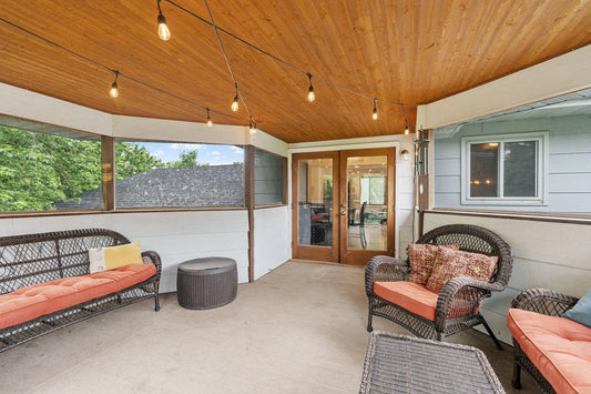 4366 Greenhaven Drive, Vadnais Heights, MN 55127