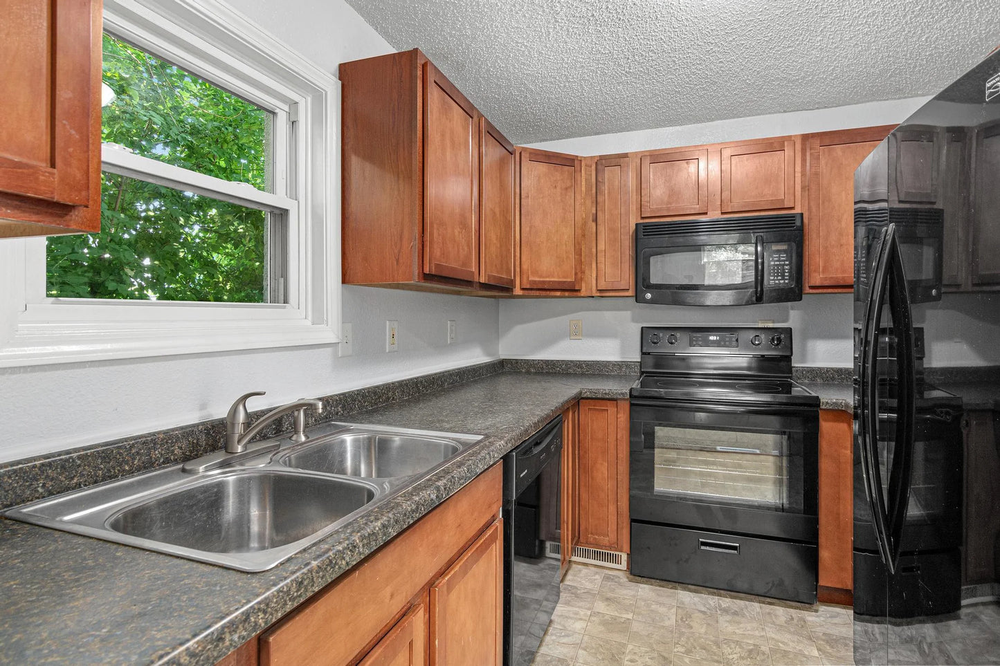259 Curtice Street, Saint Paul, MN 55107
