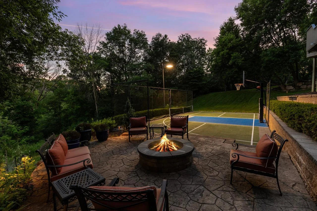 11193 Bluestem Lane, Eden Prairie, MN 55347
