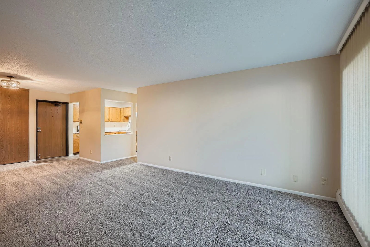 1887 Silver Bell Road, Eagan, MN 55122