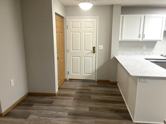 1321 Lake Drive, Chanhassen, MN 55317