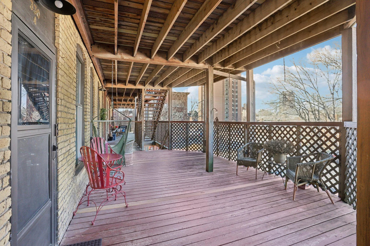 330 18th Street, Minneapolis, MN 55404
