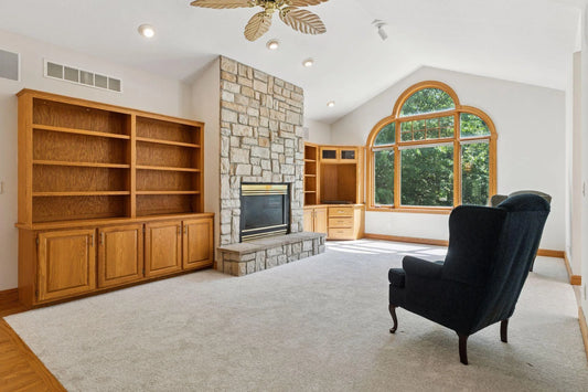 5938 Burke Trail, Inver Grove Heights, MN 55076