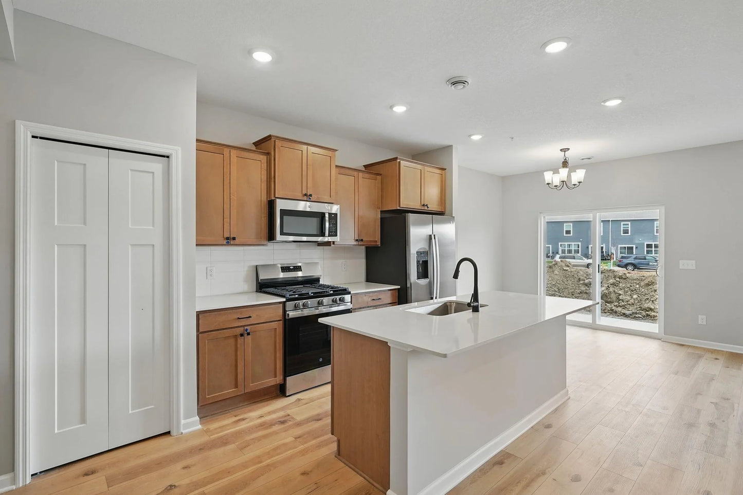 10318 Birchwood Circle, Victoria, MN 55318