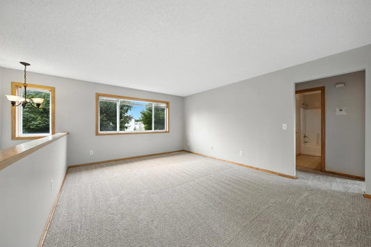 4360 Blakewood Drive, Shakopee, MN 55379