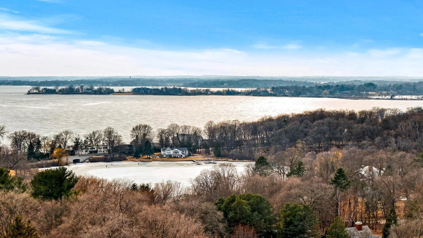 445 Bovey Road, Wayzata, MN 55391