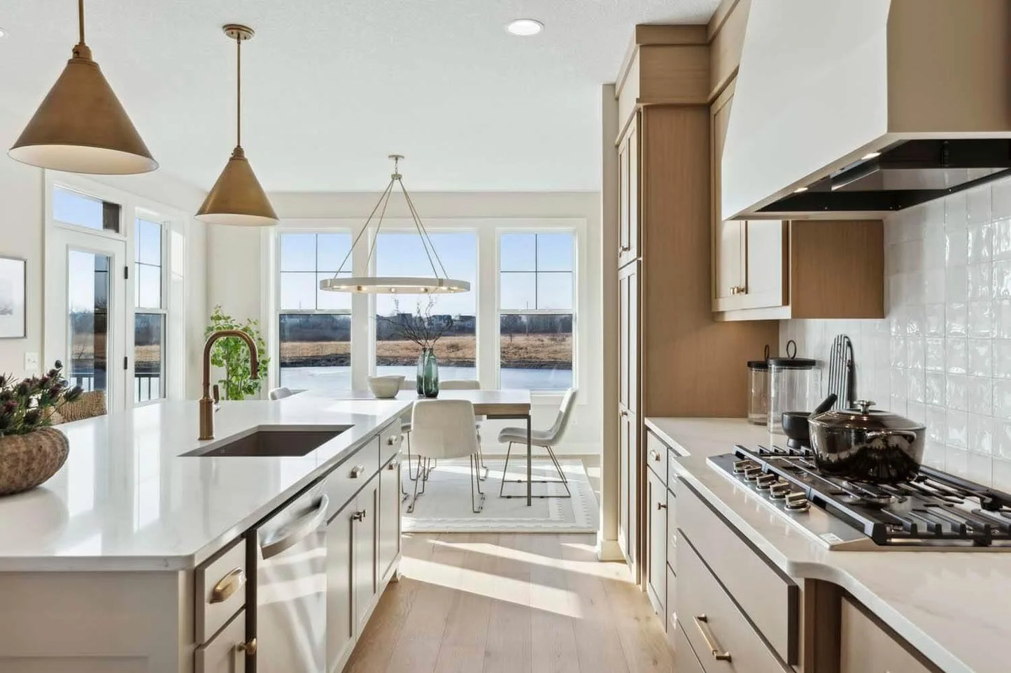 6552 Timber Arch Drive, Chaska, MN 55318