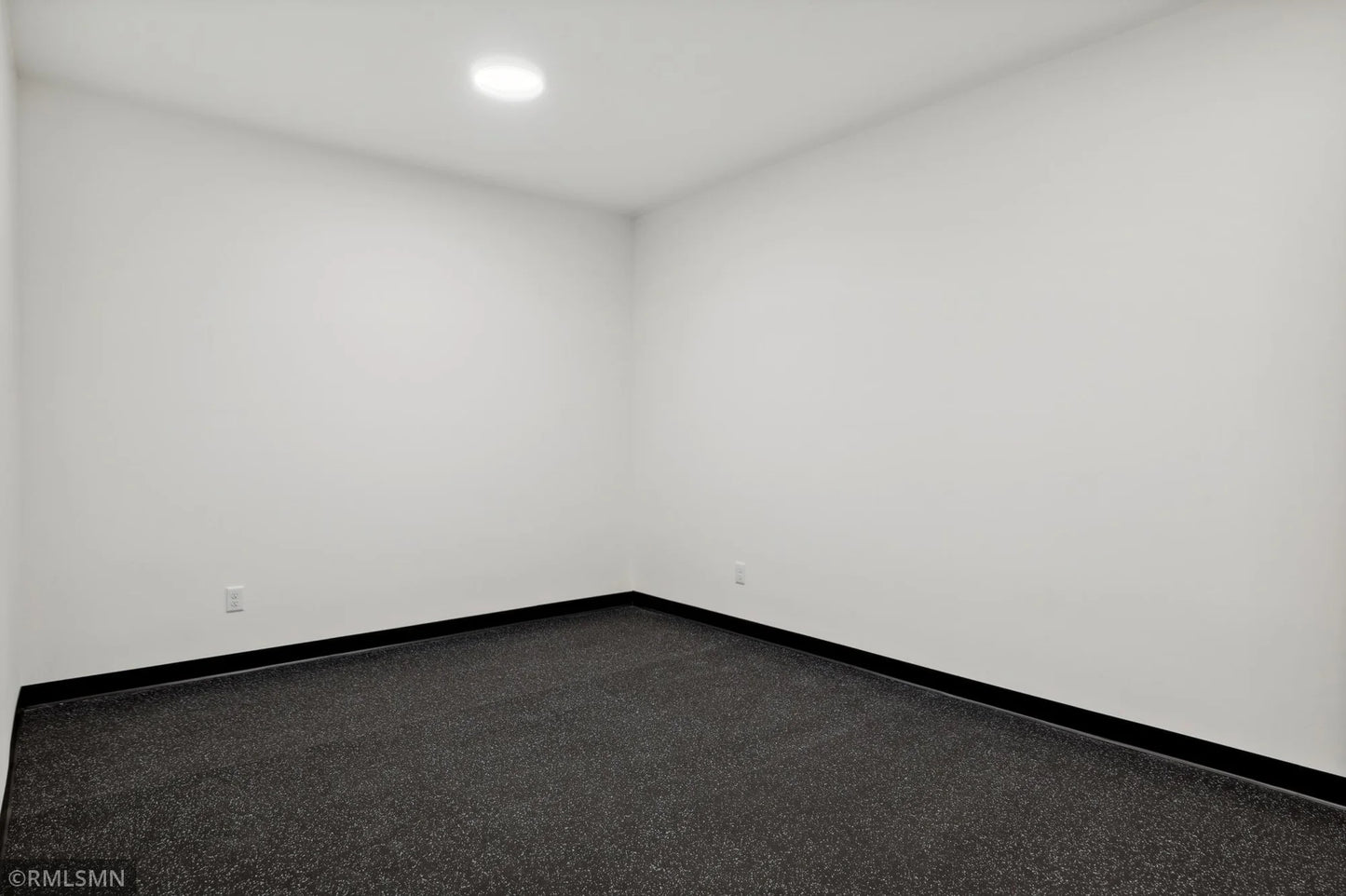 5062 Airlake Draw , Woodbury, MN 55129