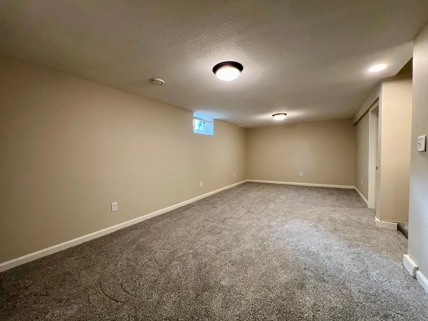 5400 Sailor Lane, Brooklyn Center, MN 55429