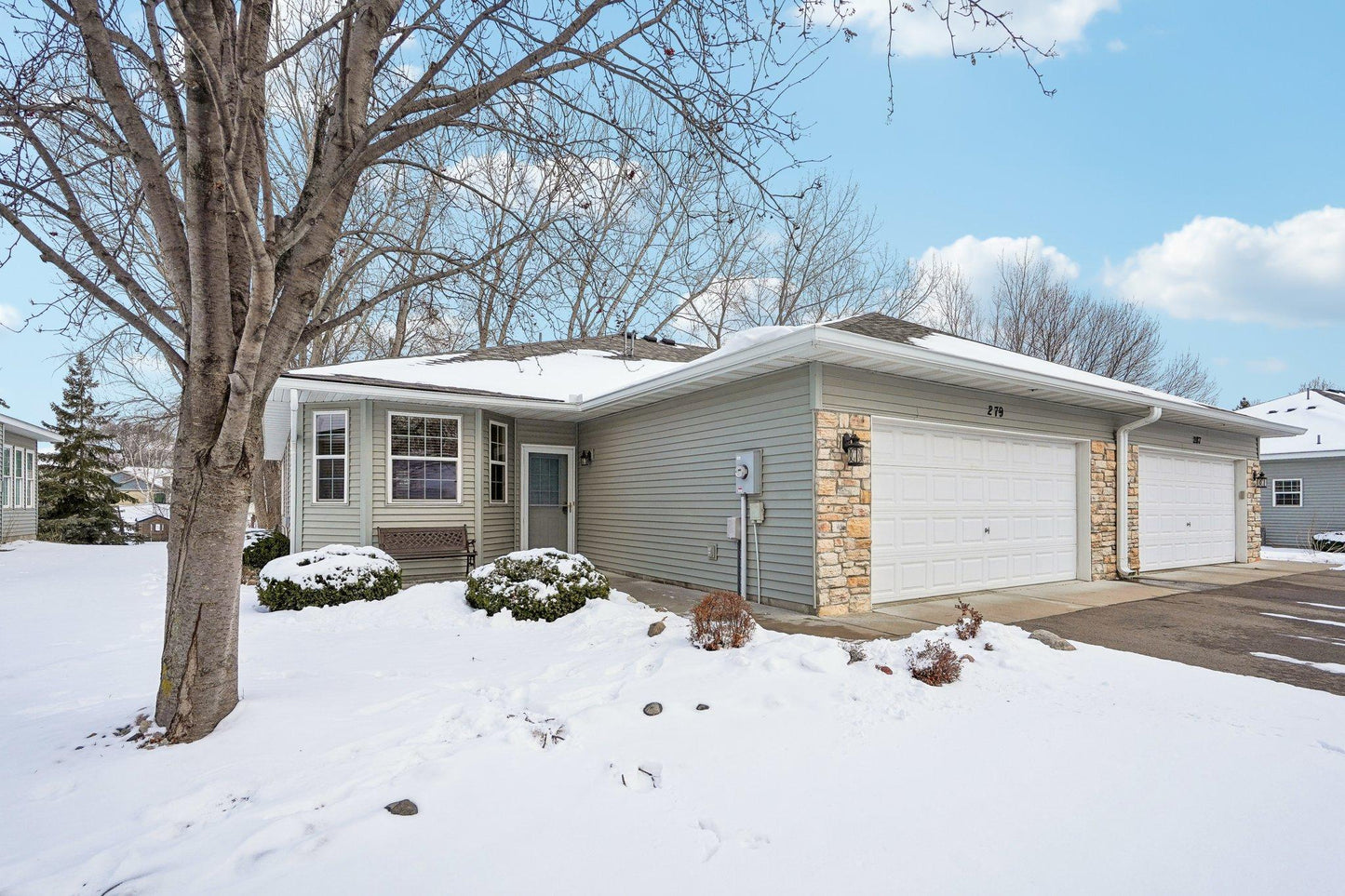 279 100th Court, Blaine, MN 55434