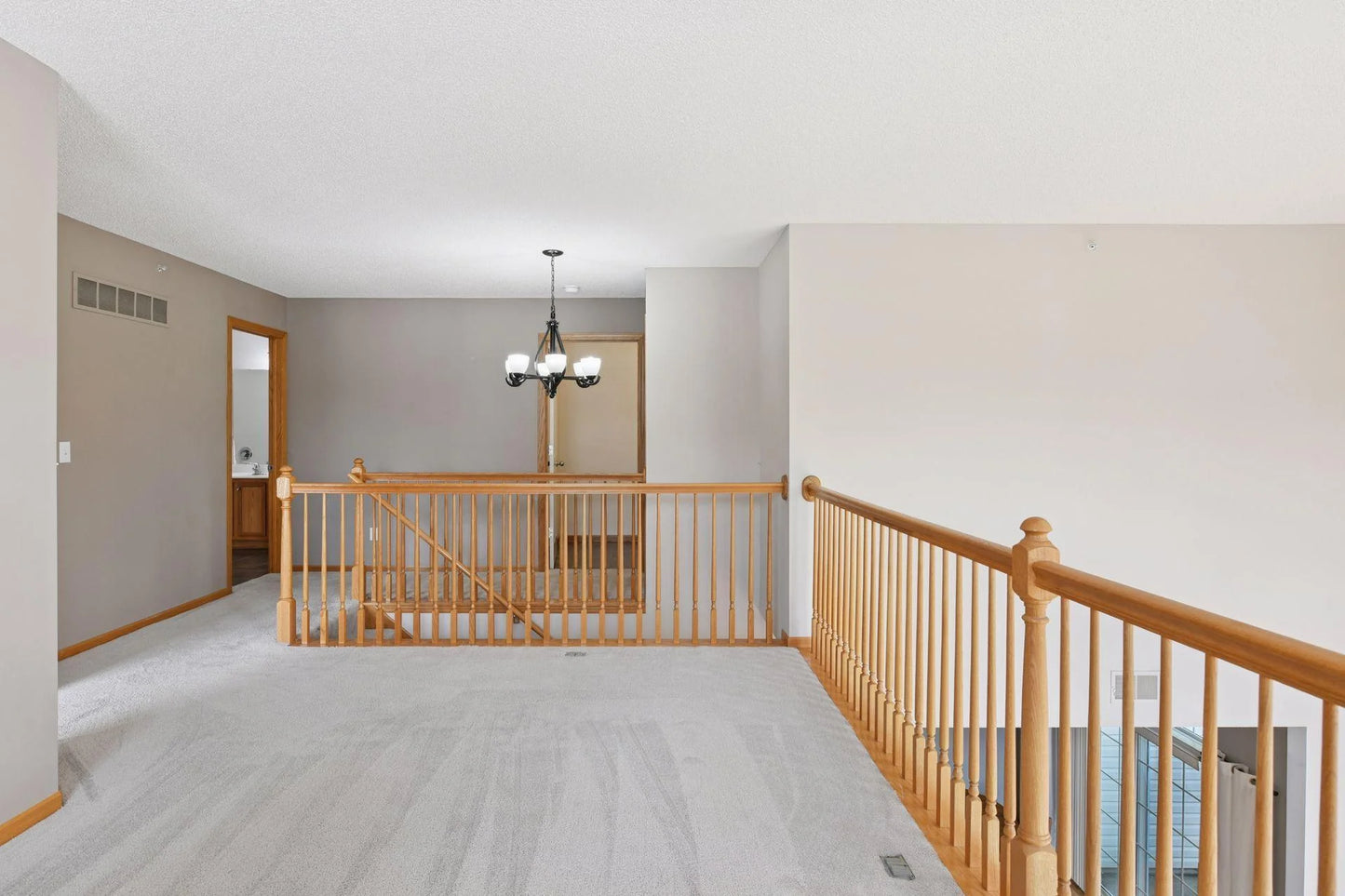 5075 Holly Lane, Plymouth, MN 55446
