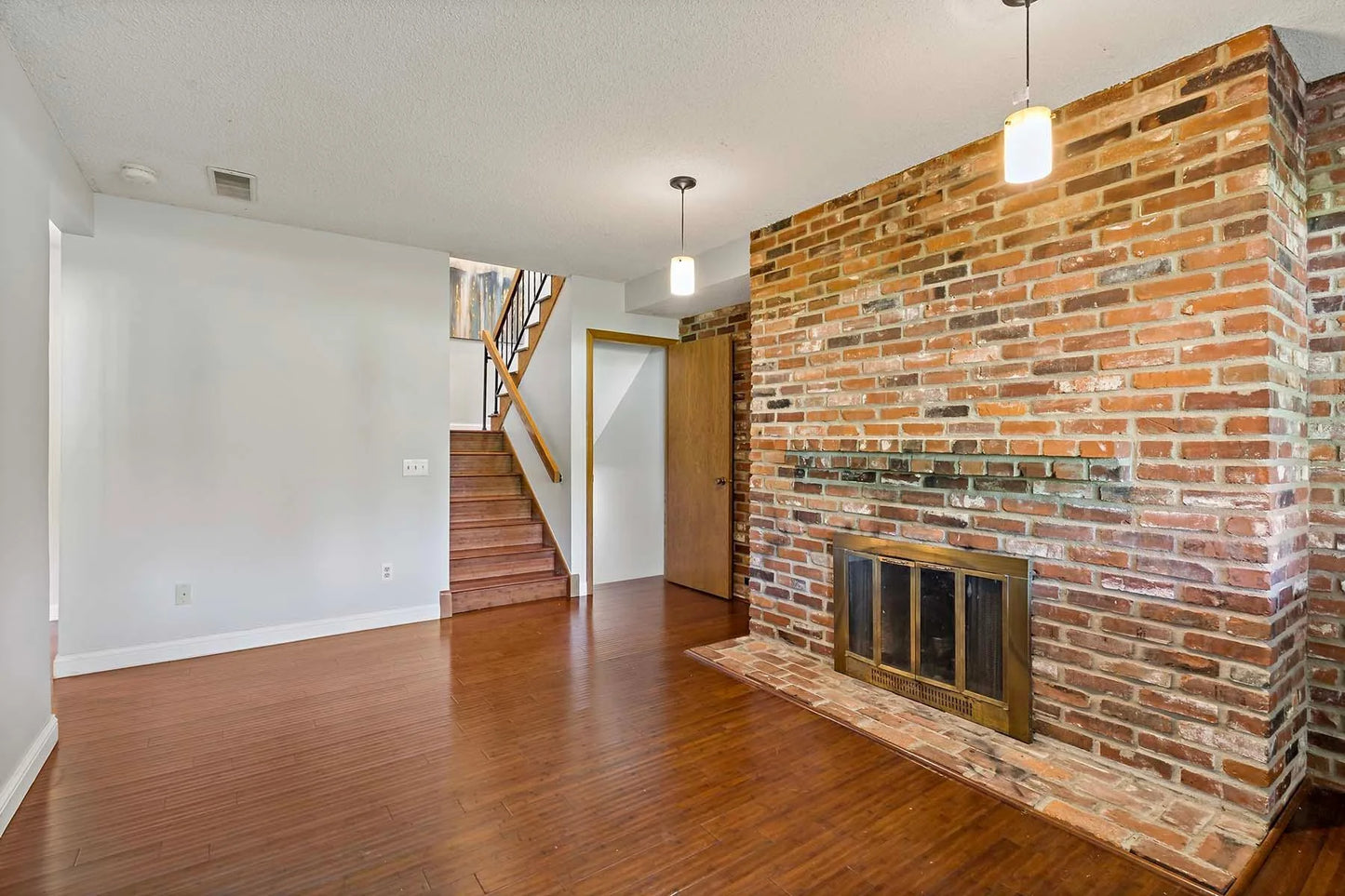 5105 Balsam Lane, Plymouth, MN 55442