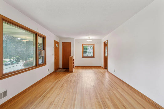 5001 108th Street, Bloomington, MN 55437