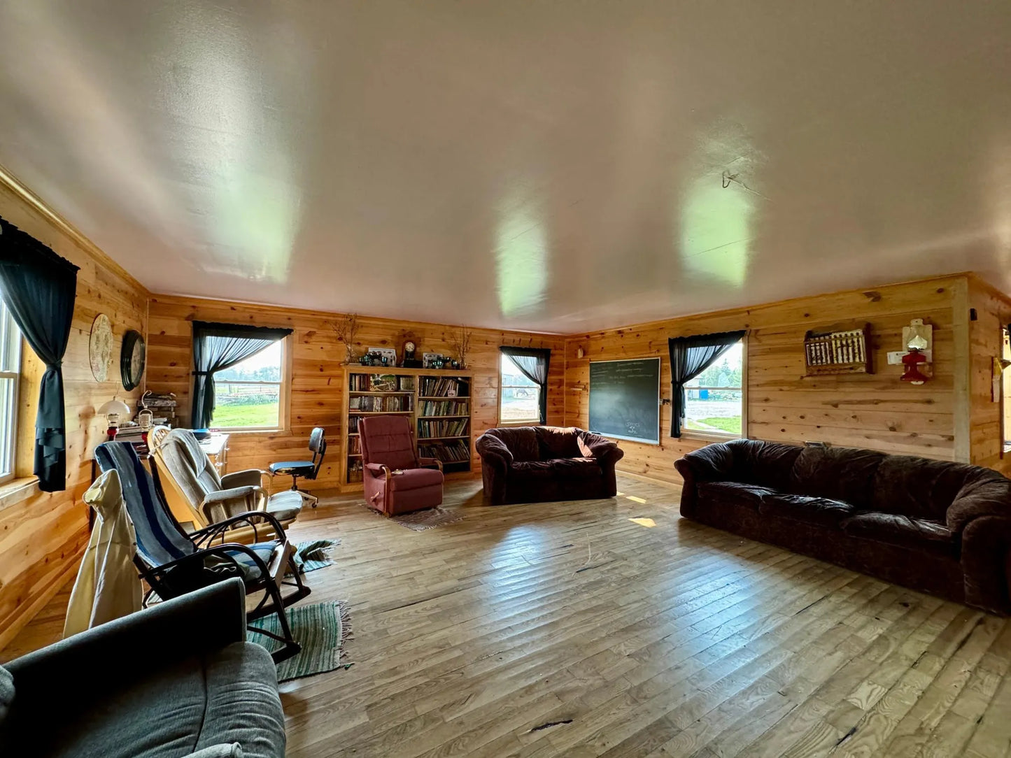 48862 County 7 , Gonvick, MN 56644