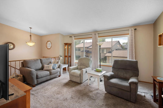 4411 Clover Lane, Eagan, MN 55122
