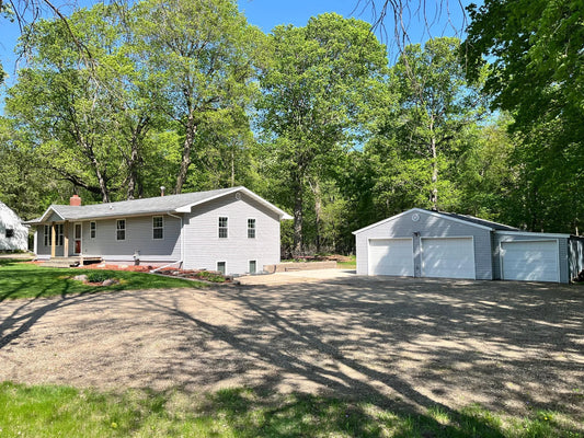 10306 Hemlock Street, Annandale, MN 55302