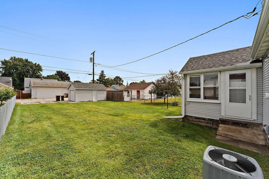519 8th Avenue, South Saint Paul, MN 55075