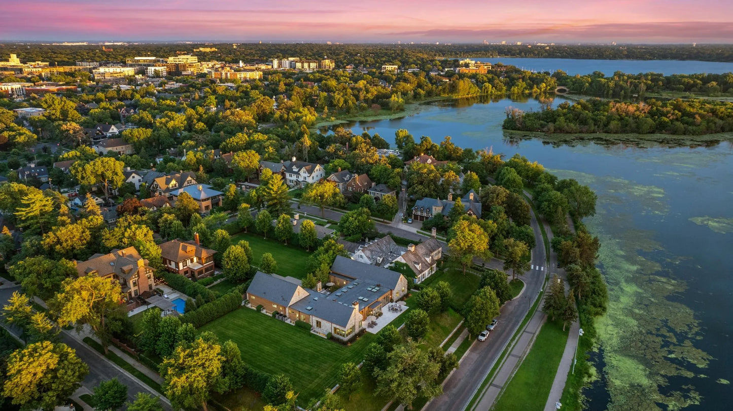 2505 Lake Of The Isles Parkway, Minneapolis, MN 55405