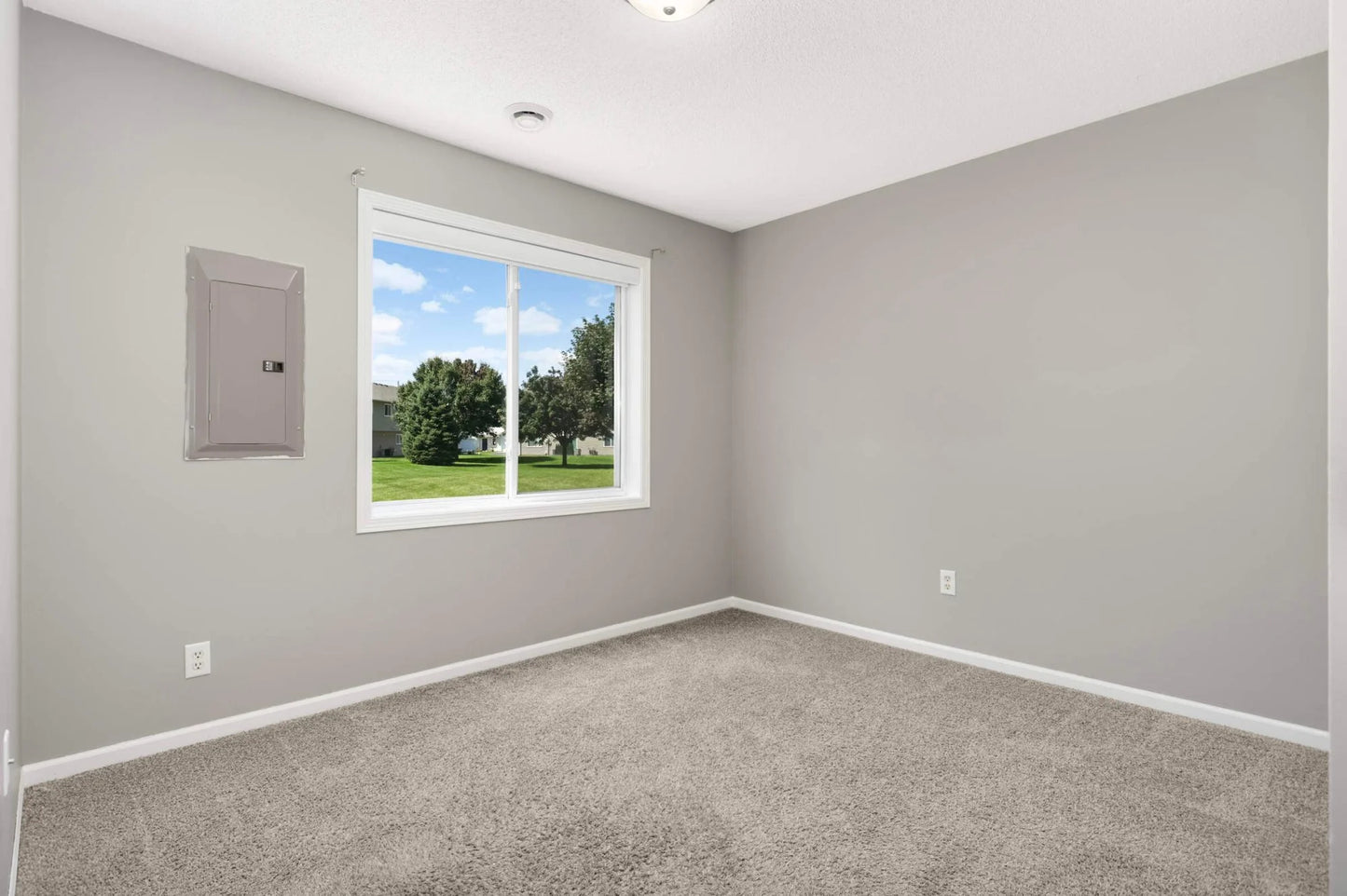 48 Arbor Lane, Farmington, MN 55024
