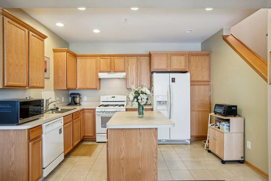 4333 Victor Path, Hugo, MN 55038