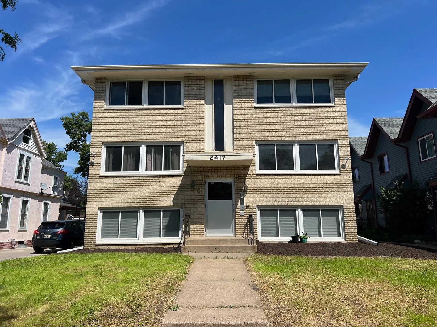 2417 Elliot Avenue, Minneapolis, MN 55404