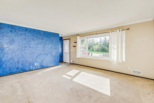 4244 Mcmenemy Street, Vadnais Heights, MN 55127