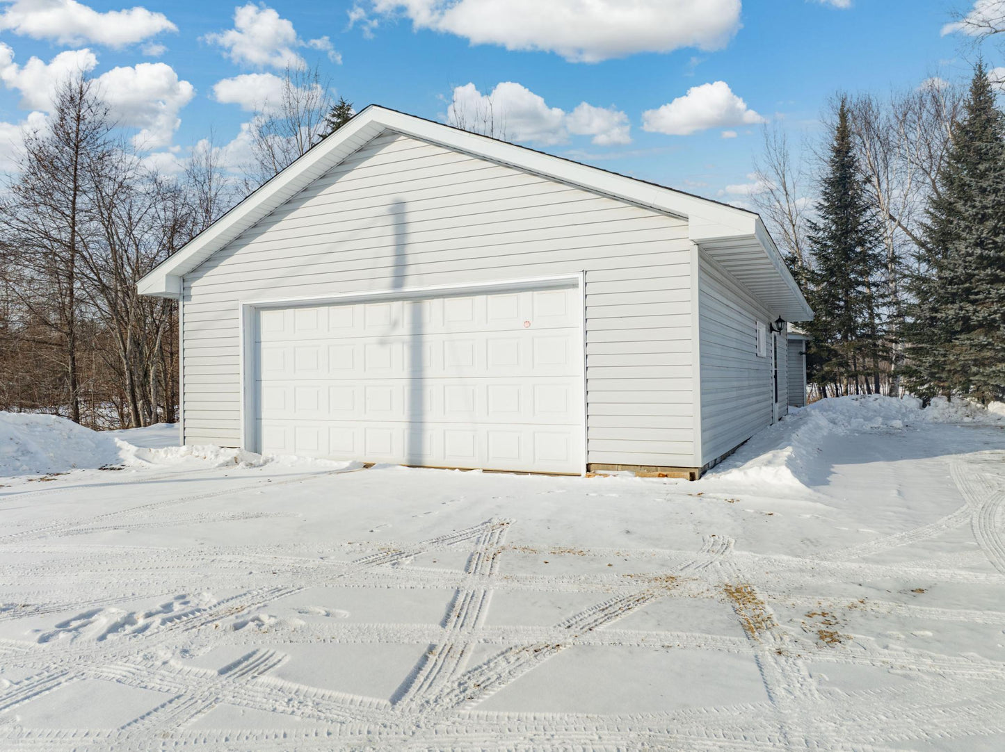 38394 Crystal Waters Road, Deer River, MN 56636