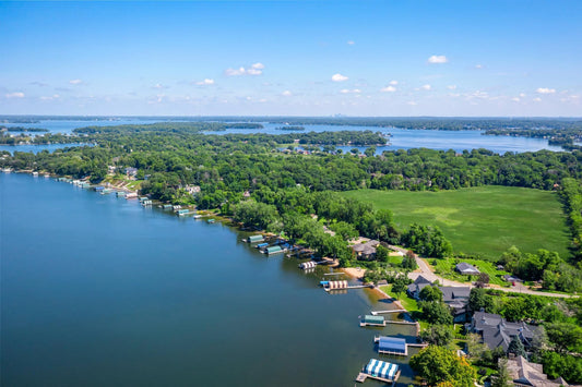 230 Birch Bluff Road, Excelsior, MN 55331