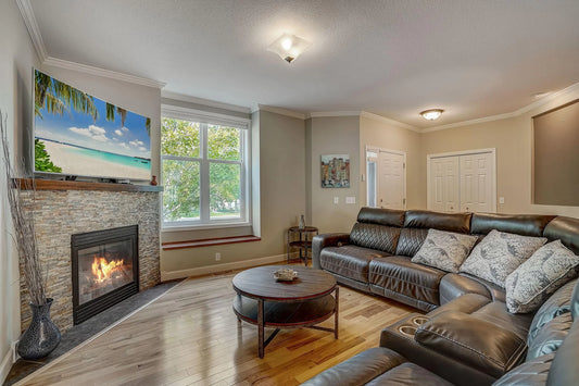 48 125th Street, Burnsville, MN 55337