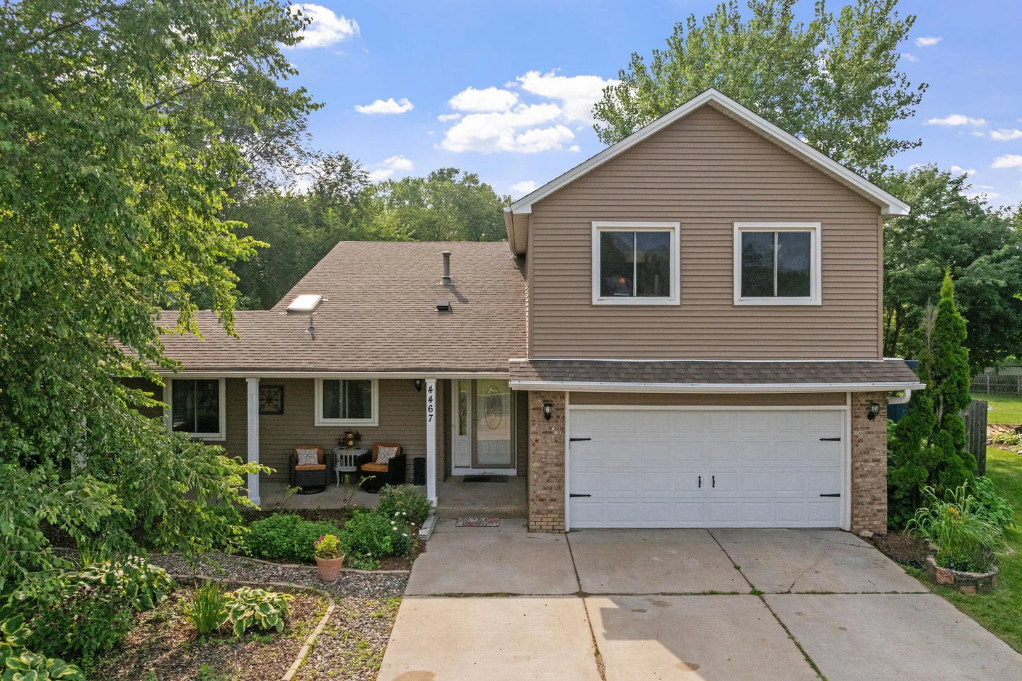 4467 Fawn Ridge Trail, Eagan, MN 55123