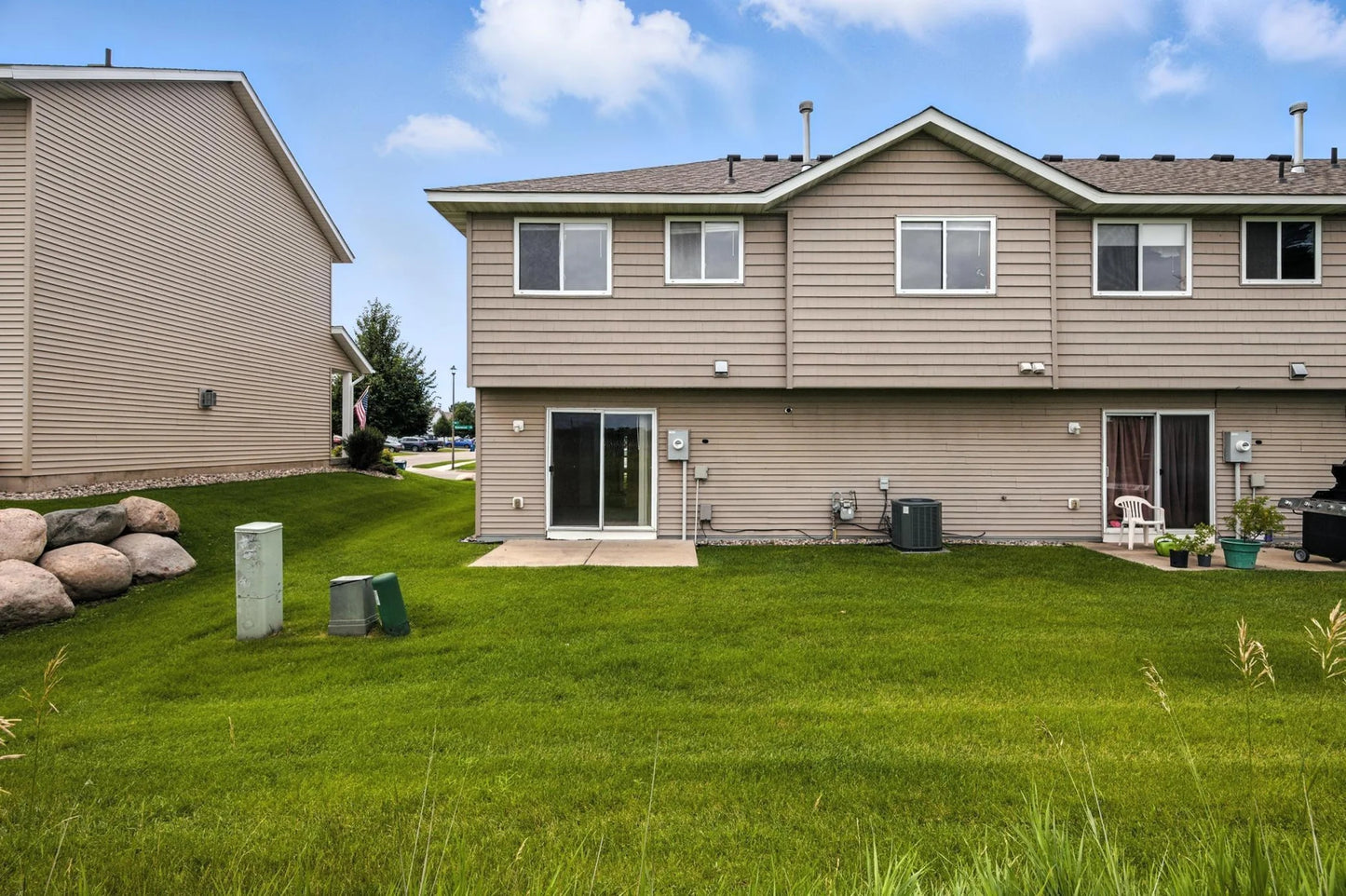 4360 Blakewood Drive, Shakopee, MN 55379
